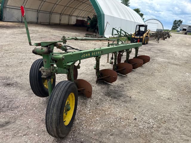 Image of John Deere 1350-1450 equipment image 2