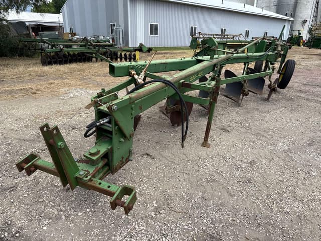 Image of John Deere 1350-1450 equipment image 4