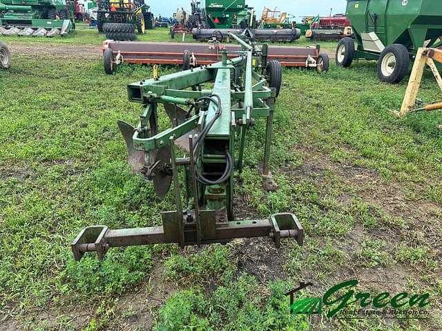 Image of John Deere 1350-1450 equipment image 1