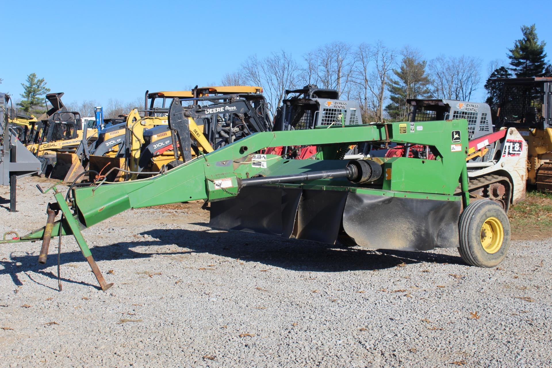 John Deere 1350 Equipment Image0