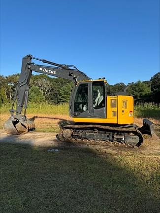 Image of John Deere 135G Primary image