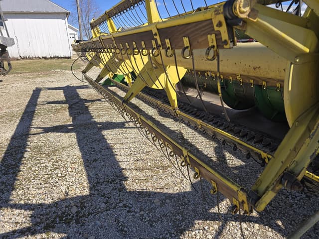 Image of John Deere 13QT equipment image 1