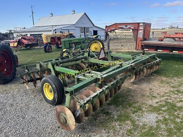 Image of John Deere H1120 equipment image 3