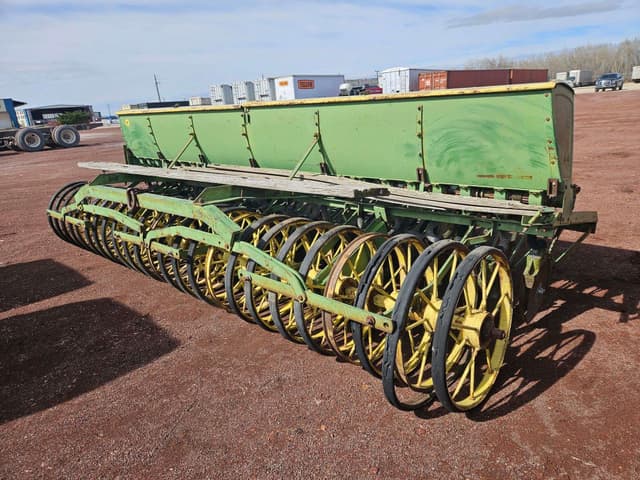 Image of John Deere LL247A equipment image 1