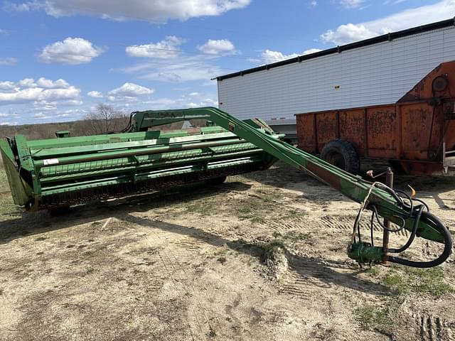 Image of John Deere 1600 equipment image 1