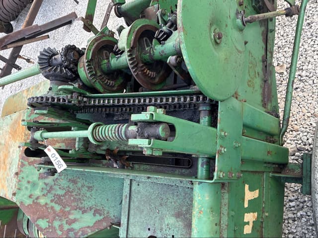 Image of John Deere 14T equipment image 3