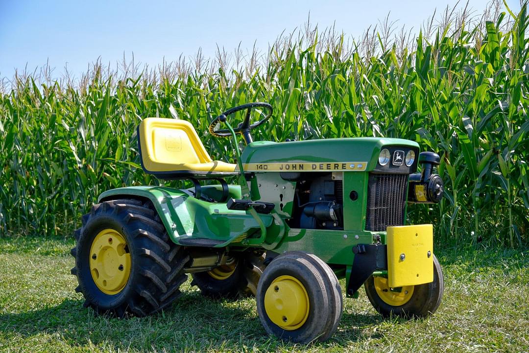 Image of John Deere 140 Primary image