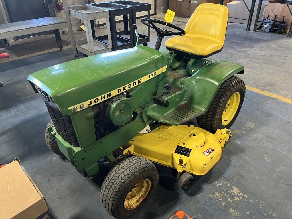Main image John Deere 140