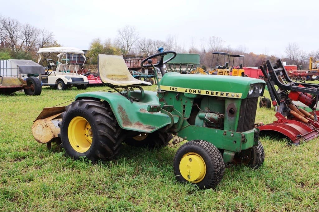 Image of John Deere 140 Image 0