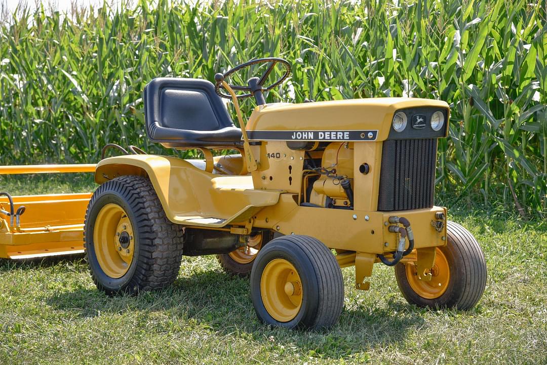 Image of John Deere 140 Primary image