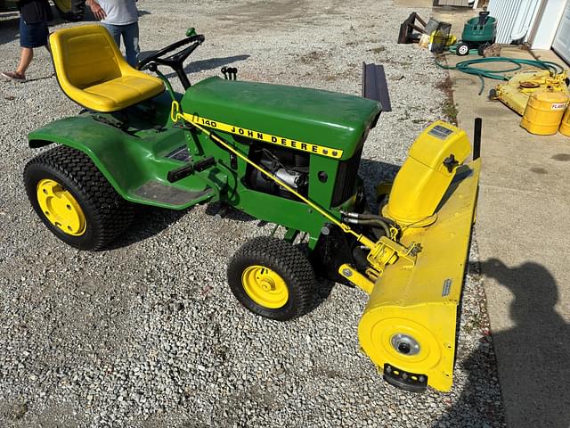 Image of John Deere 140 equipment image 1