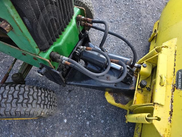 Image of John Deere 140 equipment image 4