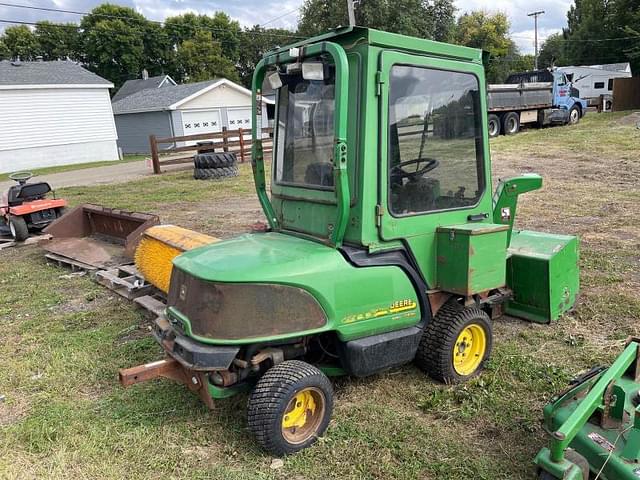 Image of John Deere 1435 equipment image 4