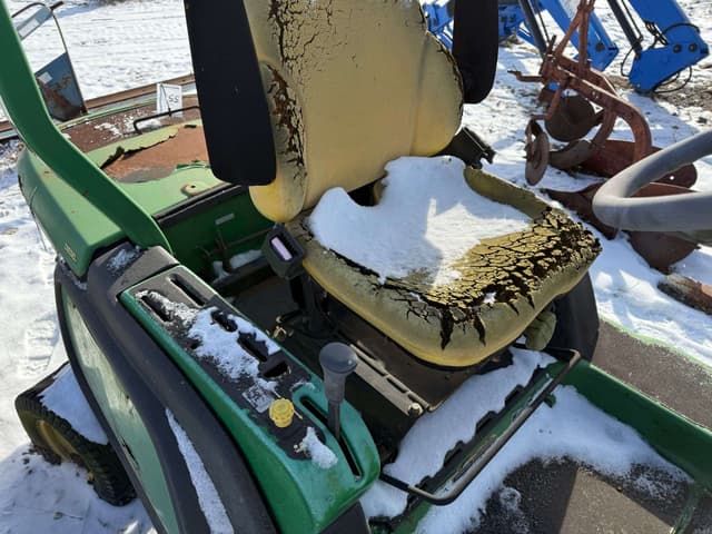 Image of John Deere 1435 equipment image 2