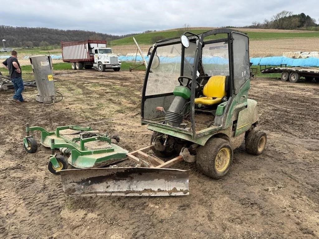 John Deere 1435 Equipment Image0