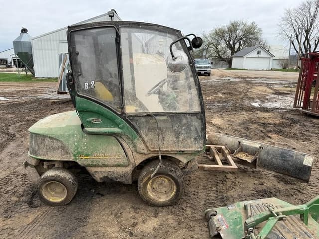 Image of John Deere 1435 equipment image 4