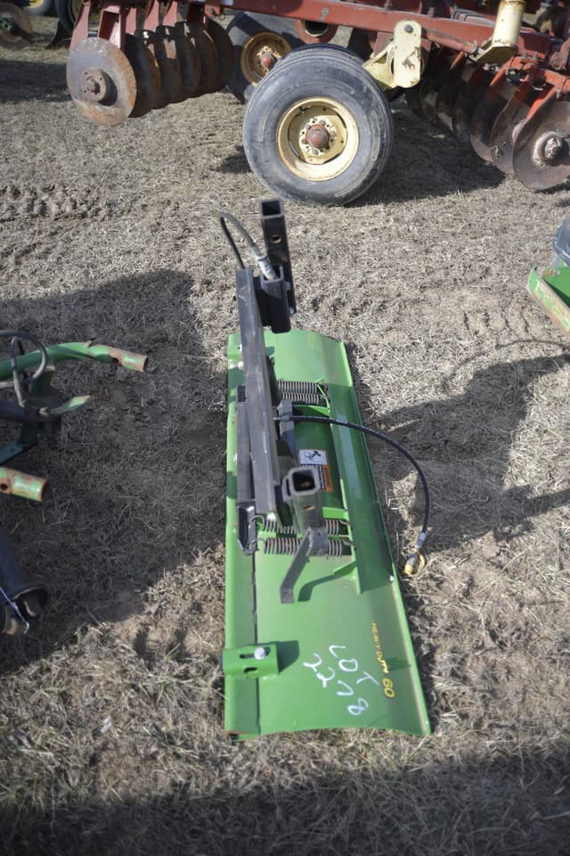 Image of John Deere 1435 equipment image 1