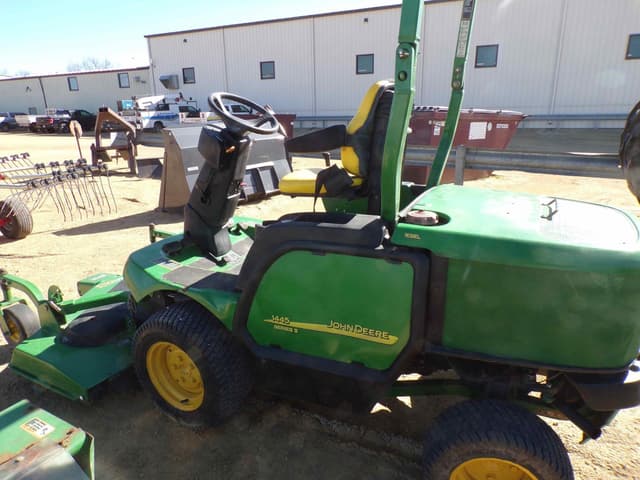 Image of John Deere 1445 Series II equipment image 2
