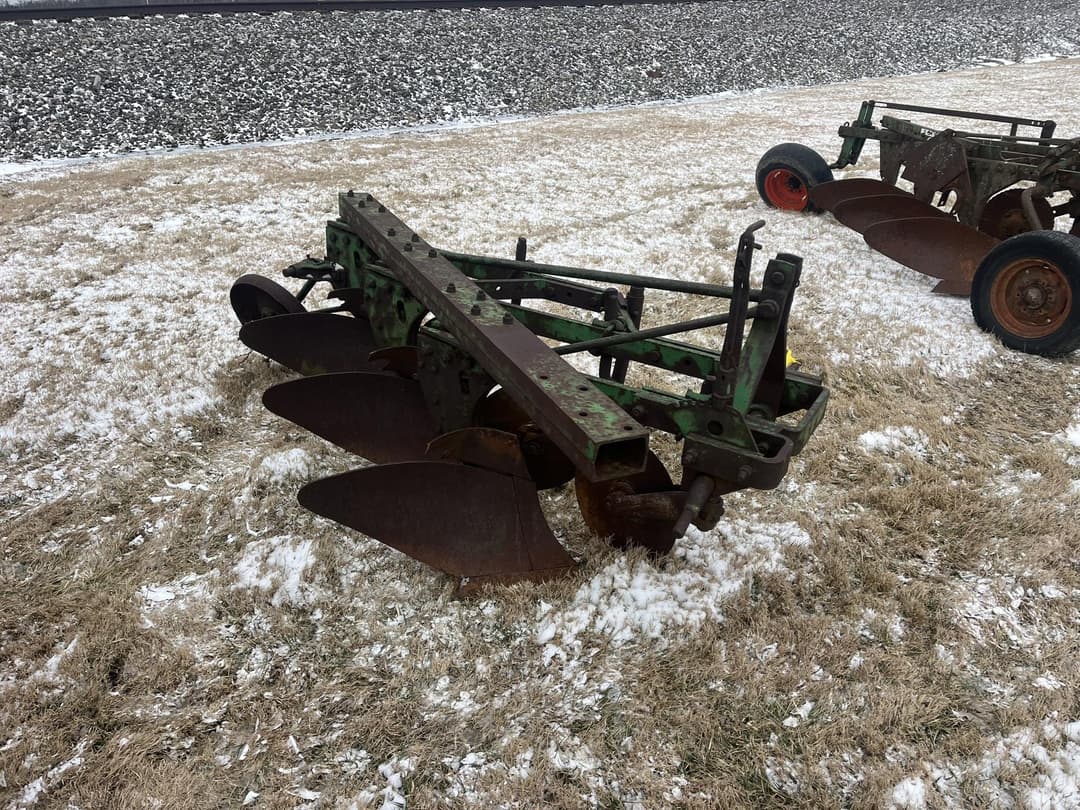 Image of John Deere 145 Image 0