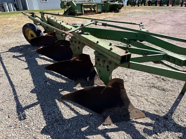 Image of John Deere 145 equipment image 3