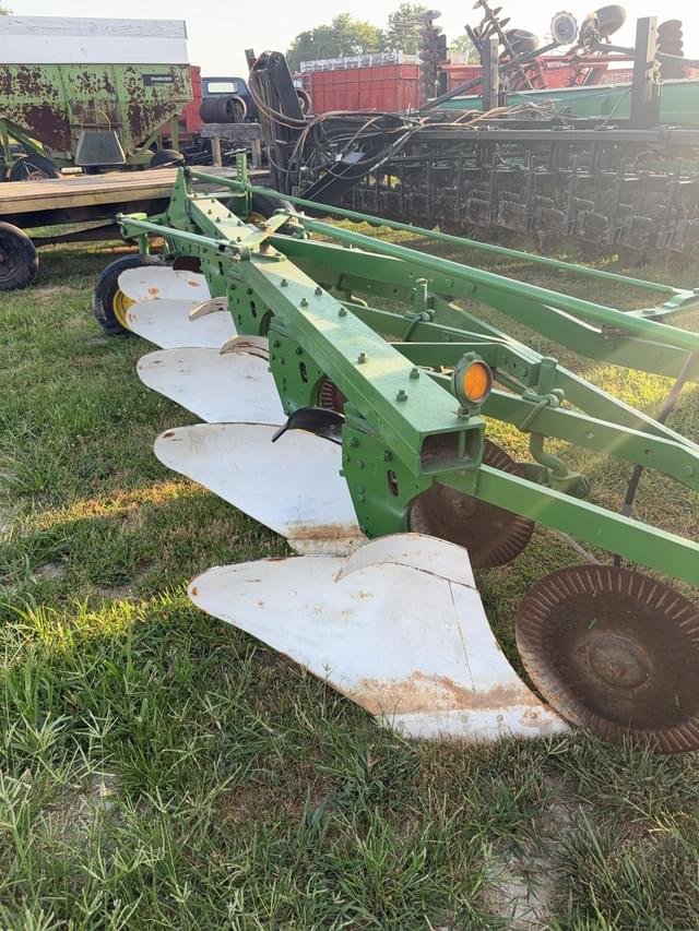 Image of John Deere 145 equipment image 1