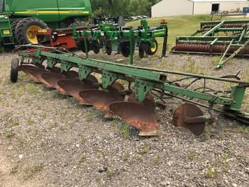 Main image John Deere 145