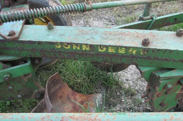 Image of John Deere 145 equipment image 1