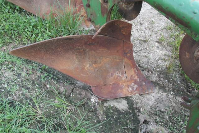Image of John Deere 145 equipment image 2