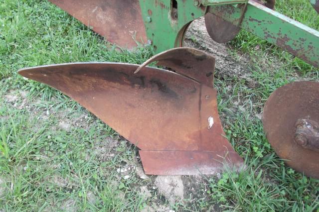 Image of John Deere 145 equipment image 3