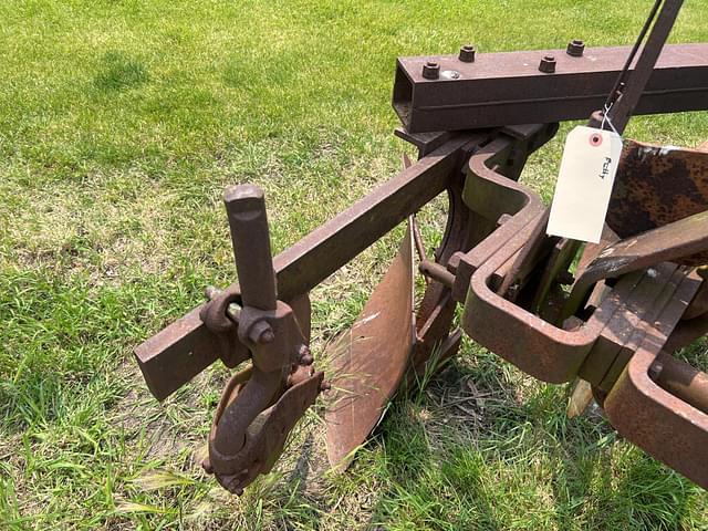 Image of John Deere 145 equipment image 3