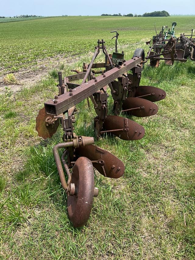 Image of John Deere 145 equipment image 2