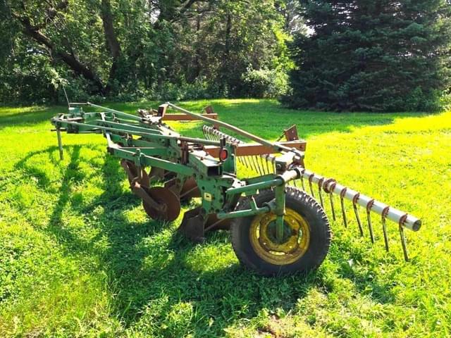 Image of John Deere 1450 equipment image 2