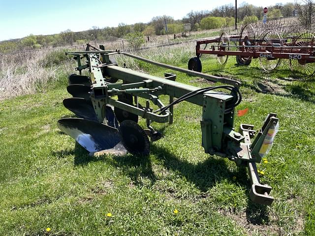 Image of John Deere 1450 equipment image 1