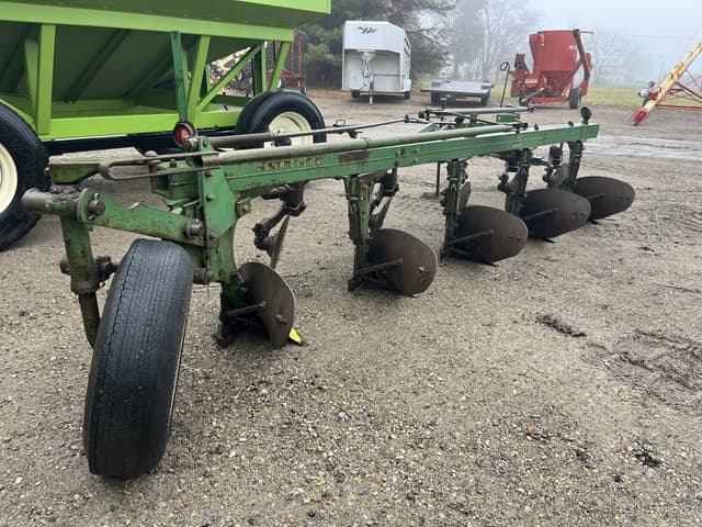 Image of John Deere F145A equipment image 1