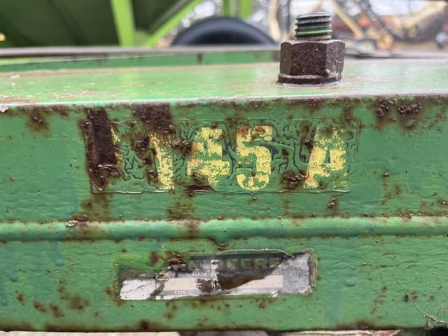 Image of John Deere F145A equipment image 4