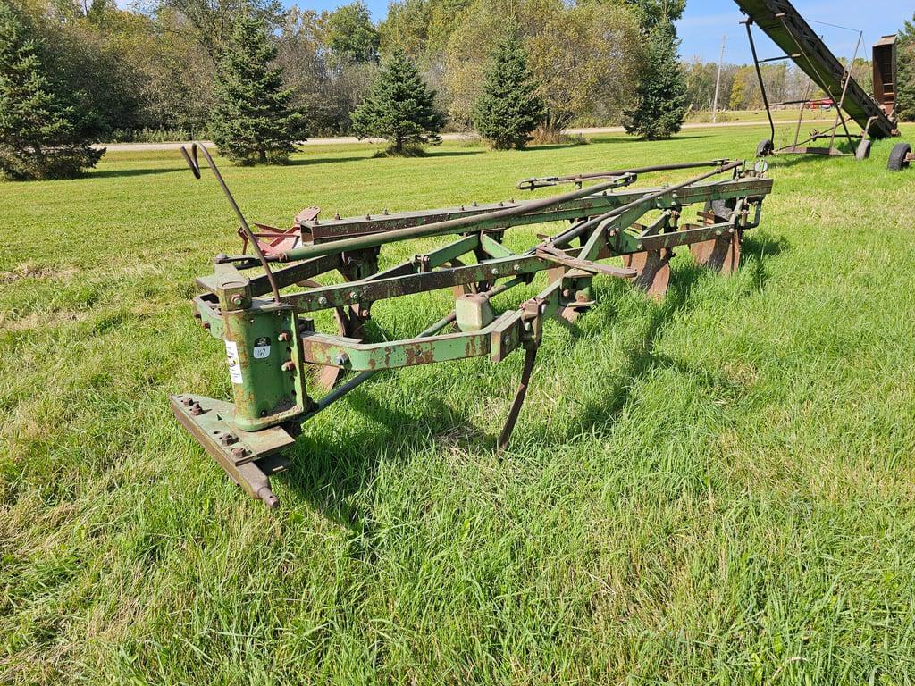Image of John Deere F145A Primary image