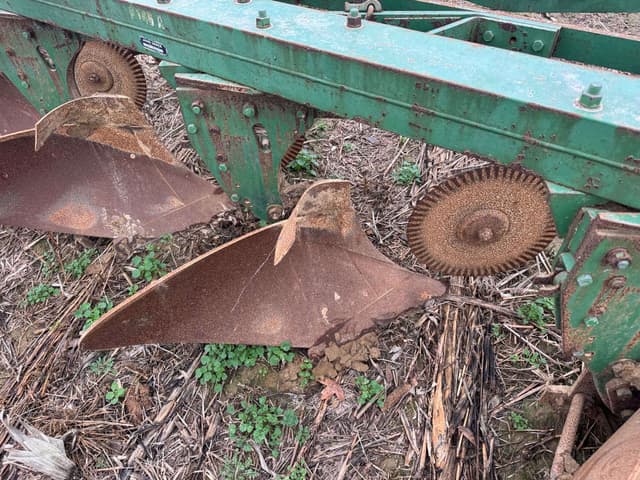 Image of John Deere F145A equipment image 2