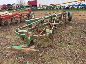 Main image John Deere F145A