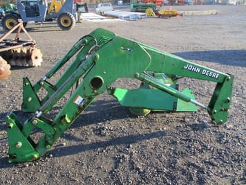 Main image John Deere 146