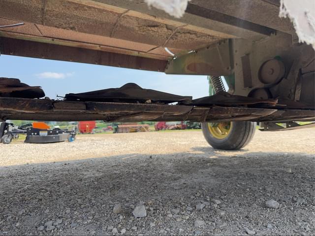 Image of John Deere 1460 equipment image 2