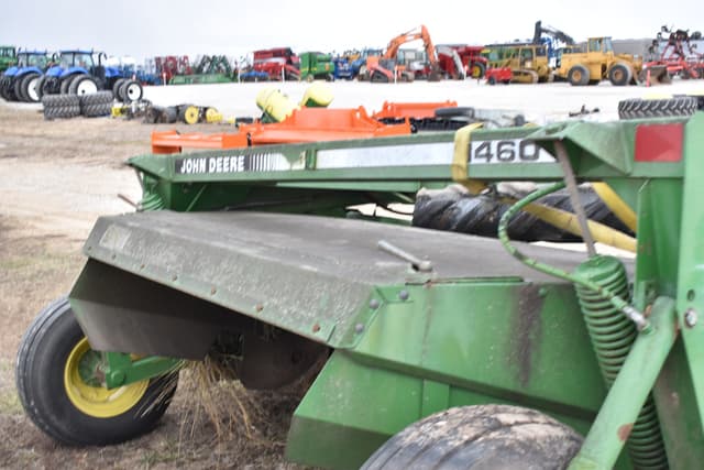 Image of John Deere 1460 equipment image 4