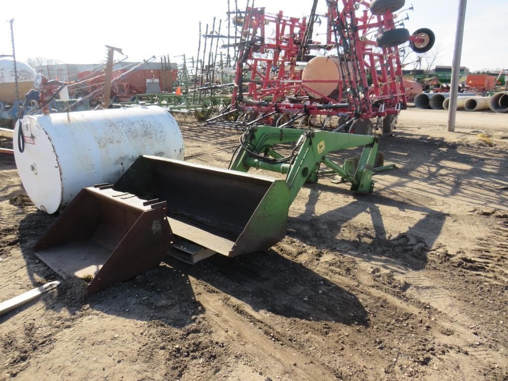 Image of John Deere 148 Primary image