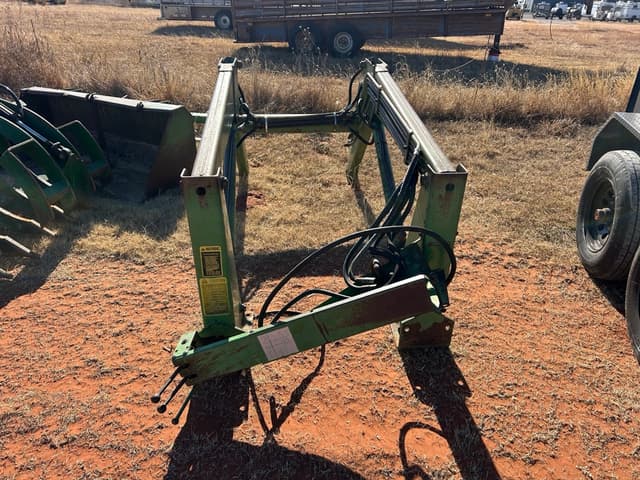 Image of John Deere 148 equipment image 1