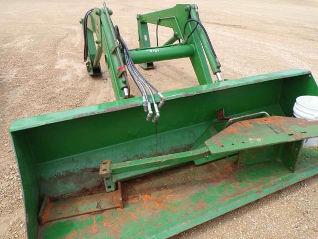 Image of John Deere 148 equipment image 2