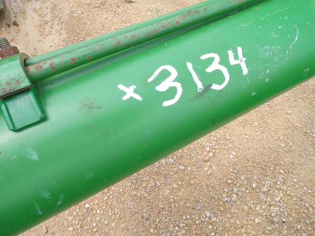 Image of John Deere 148 equipment image 1