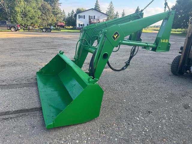 Image of John Deere 148 equipment image 3