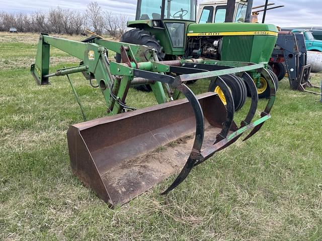 Image of John Deere 148 equipment image 2
