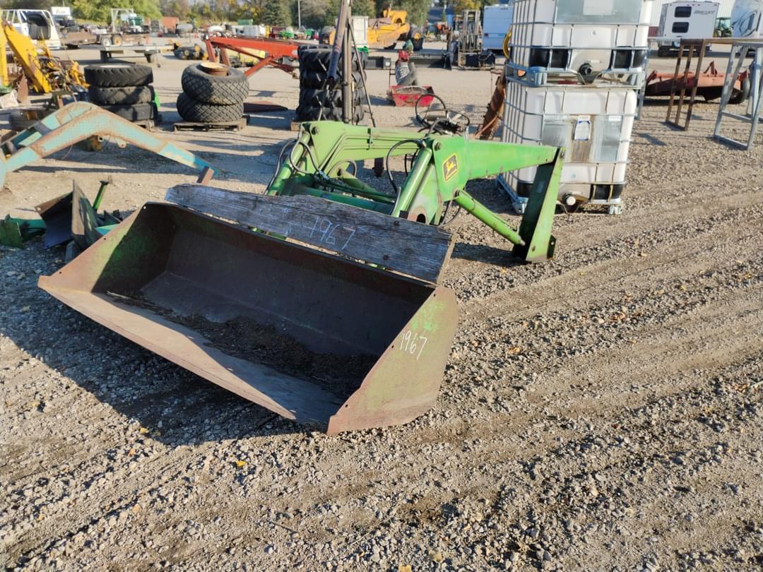 Image of John Deere 148 Primary image