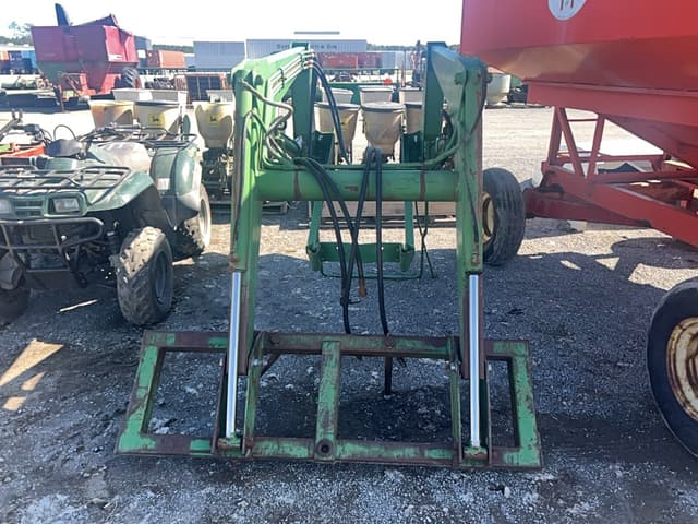 Image of John Deere 148 equipment image 2