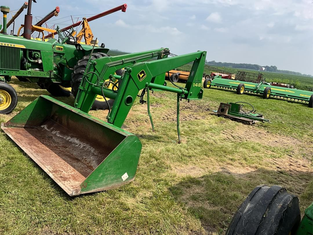 Image of John Deere 148 Primary image